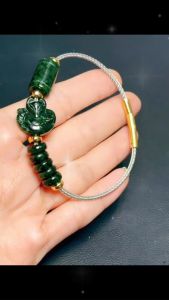 vòng tay nữ ngũ điếu ngọc cẩm thạch tự nhiên mix hồ ly và lu thống ngọc cẩm thạch tự nhiên vip vòng tay đá phong thuỷ trang sức nữ trang thiết kế đủ hoá đơn thẻ bảo hành