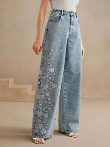 Womens Plus Size Y2K Straight Leg Jeans Trendy Stretch Washed Denim Embroidery Design Comfortable Fashion