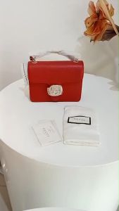 Gucci ของแท้ GG Interlocking Small Shoulder Bag 💯% - ราคาเสริมสวย!