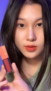 DAZZLE ME Mousse Lip Cream Ultra Lightweight Moisturizing Vitamin E