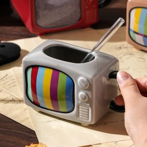 450ml/15.21oz Retro Ceramic Tv Straw Coffee Mug Creative Drinking Mug with Lid Handle Fun Cups for Office Home Water Cup Gifts