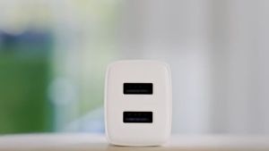Củ sạc đa năng 2 cổng USB A 10.5W Baseus CCXJ Compact Charger (Hàng chính hãng)
