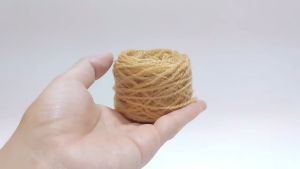 Fabbrica - Benang Wool Lusinan Isi 12 Gulung 12 Warna Wol Bahan Vonel Untuk Merajut dan Sulam Kristik
