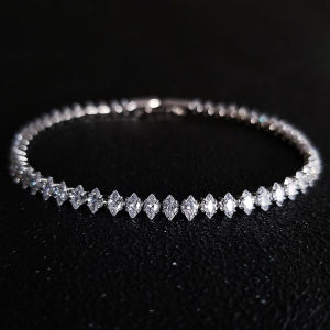 2024 New Marquise Oval Square Cut Luxury Silver Color on Hand Tennis Bracelet Bangle for Women Party Gift Jewelry S7062