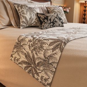 LORiCA | Vintage Style Bed Flag Tail Towel