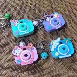 Gantungan Kunci Kamera Proyektor Sanrio: Mainan Edukasi & Aksesoris Proyektor