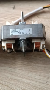 Động cơ máy hút mùi nhà bếp Canzy CZ-2070 động cơ chạy thuận và ngược công suất 100w có bảo hành