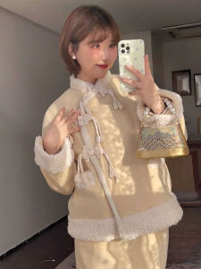 สีแดง ลายสก็อต ขนสัตว์ ชุดแฟชั่นสําหรับผู้หญิง ฤดูหนาว คริสต์มาสกํามะหยี่เรียงรายชุดสองชิ้นใหม่จีน สไตล์เรโทร นักเรียน ชุดทํางาน