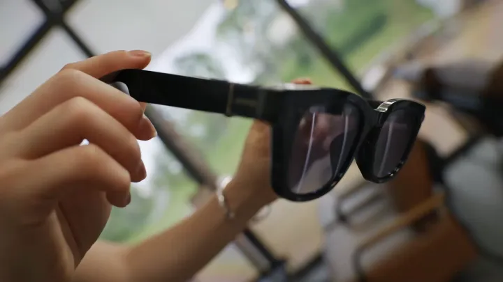 小米AI眼镜Xiaomi Ai Glasses Voice Smart Control 2K 30fps Video Calls Live Broadcasts Real Time Translate Mijia直播 语音翻译蓝牙耳机骨传音米家小爱大模型HyperOS
