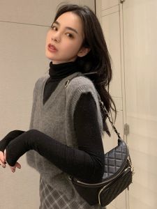 Xám Áo Len Dệt Kim Áo Vest Nữ Cổ Chữ V Rộng Rãi Phong Cách Lười Biếng Cộc Tay Không Tay Áo Khoác Ngoài Hàng Đầu Mùa Thu Mùa Đông Lớp Ngoài Thoải Mái Thoải Mái