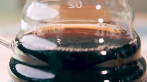 100 Pcs Kertas Filter Saringan V60 Drip Kopi Size 02 1-4 Cup Putih Isi