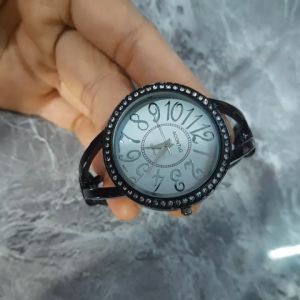 Đồng hồ nữ ACONTεG sang trọngdạng kiềng second hand si nhật- đã qua sử dụng