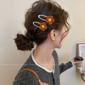 Sweet Knitted Flower Hair Clips Womens New 2025 High End Side BB Hair Clips for Fringes And Parting Fashionable Hair Accessories