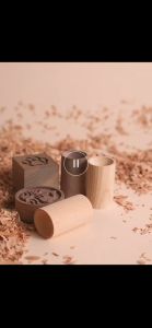 Wayismell Portable Wood Essential Oil Aromatherapy Diffuser Natural Wooden Scent Fragrance Diffuser Mini Reusable Aroma Diffuser Ornament for Home Bedroom Living Room Car Interior Decoration Ideal Gift