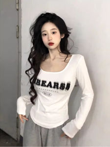 เสื้อยืดคอกลมแขนยาวทรงสลิมฟิตสำหรับผู้หญิง ทรงเข้ารูป ทรงเข้ารูป ลายตัวอักษร แฟชั่นฤดูใบไม้ร่วง 2025 ใหม่ล่าสุด