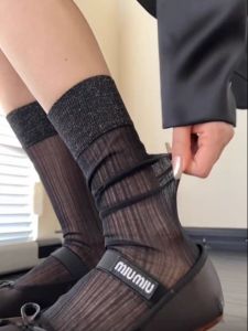 Black Glass Silk Card Silk Patch Thin Design Simple Stackable Socks Spring Summer MlU Favorite Black Series Womens Shoes Accessories