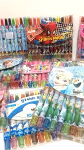 CRAYON PUTAR 12 WARNA PANJANG/ PENDEK / KRAYON PUTER FANCY / KERAYON MURAH / TWIST CRAYON MOTIF