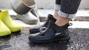 Sepatu Boots Pria Import Premium Bots Premium Quality Fashion Boot Terkini Korean Style Sneakers Low Cut Versi Olahraga Sepatu Bot Hujan