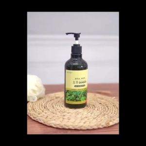 shower gel mugwort body wash 500ml mugwort repellent mosquitoes shower gel Mite removal relieve itching reduces prickly heat acne removal cleansing mugwor body washt