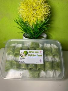 Wajik sirsak segar cemilan santai 1 box isi 30 pcs
