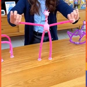 Suction Cup Telescopic Tube ท่อยืด สไลด์ มีไฟ ยีราฟ หุ่นยนต์ แขนยืด เปลี่ยนร่างได้ ของเล่น สนุก เสริมพัฒนา โดดเด่น Zerobike