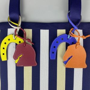 2-in-1 Reversible Horseshoe PU Leather Bag Charm – Dual-Tone Detachable Strap Premium Stitching & Luxe Finish