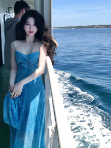 Summer Beach Vacation Style Tie Dye French Elegance Waist Cinching Blue Beach Long Dress Womens Strapless Gown Ins Style High Waist