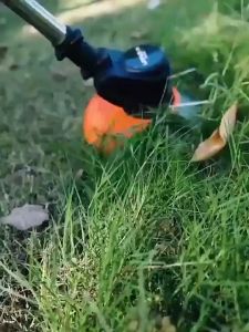 B-SZDL มีการรับประกัน เครื่องตัดหญ้า เครื่องตัดหญ้าไฟฟ้า เครื่องตัดหญ้าไร้สาย 998VF/94500mWh/2KG ประสิทธิภาพการตัดสูง ยต่อการใช้สำหรับกำจัดวัชพืชตัดไม้ทวงคืนพื้นที่รกร้าง เครื่องตัดหญ้าแบต เครื่องตัดหญ้าเล็ก เครื่องตัดหญ้าไร้สาย