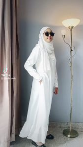Khila Dress: Baju Gamis Wanita Putih Korea Terbaru Lebaran 2023