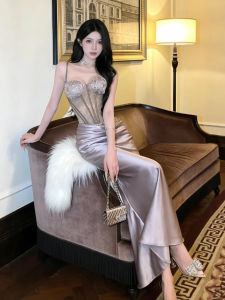 CHANGTONG | Elegant Fitted Dress with Spaghetti Straps