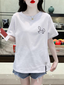 Loose Fit Pure Cotton Short Sleeve T-Shirt for Women Summer Style with Creative Printed Patterns and Side Slit Design