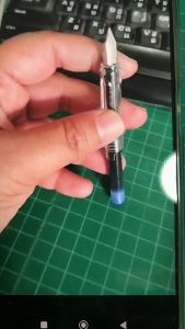 ปากกาหมึกซึม หัว 0.5 พร้อมหมึกแบบใช้แล้วทิ้ง 1 หลอด