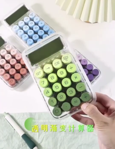 NEW เครื่องคิดเลขโปร่งใส ปุ่มสีพาสเทล ขนาดเล็กสามารถพกพาได้ง่าย สินค้าพร้อมจัดส่งในไทย