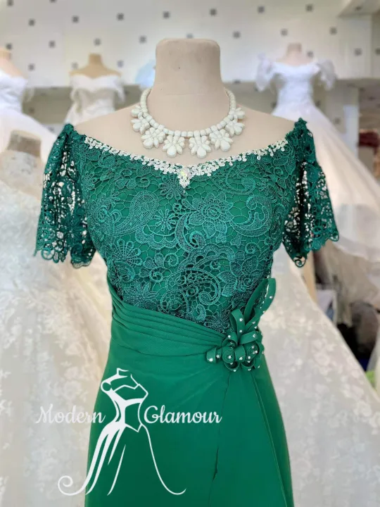 Emerald green dress for 2024 mother of the bride