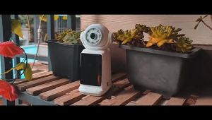 5MP Wireless Video Calling Smart Camera CCTV with LCD Screen 1-Key Video Call Two-Way Voice CCTV Camera