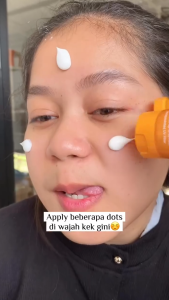 Sunscreen Wajah Glowing Salsa Moisturizer Gel Cream SPF 45PA++++ 30g