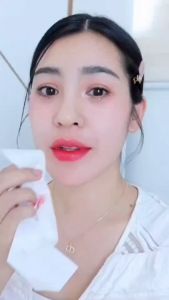 404 Sunkiss : ESTRO Hydrating Comfort Lipstick