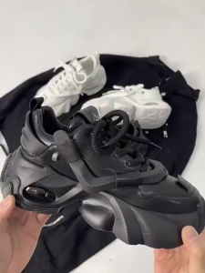 【with box】Boulder Korean White Shoes for Men on Sale Original Casual Fashion Chunky Sneakers for Men Rubber Sports Mens Shoes Increase Height 5CM Aesthetic Mens Sneakers Sapatos pang lalaki High Quality FreeShipping
