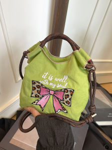 กระเป๋าผ้าไนลอนปักลายผีเสื้อสไตล์ญี่ปุ่น กระเป๋าถือสำหรับเดินทาง กระเป๋าสะพายข้างขนาดเล็กสำหรับผู้หญิง กระเป๋าใส่ของแบบพับได้