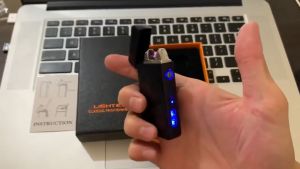 【Local Seller】Lighter electronic electric lighter lighter jet Rechargeable lighter USB lighter Windproof Lighter pemetik api