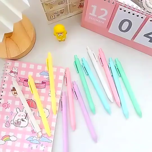 PULPEN MACAROON TINTA HITAM ALAT TULIS SEKOLAH KANTOR BOLPOINT POLOS-DC