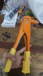 Tang Rivet / Hand Riveter Ats