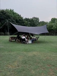 🚚🚚🚚จัดส่งจากประเทศไทย🛵🛵🛵ฟลายชีท ผ้าใบ 3x3 3x4m ทาร์ป ฟายชีท กันแดด กันฝน พร้อมเสา2ต้น แถมฟรีถุงใส