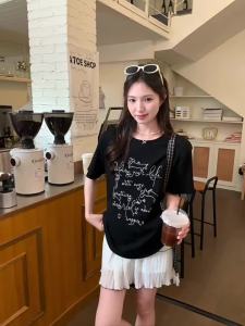 T-Shirt Wanita Korea Lengan Pendek Motif Huruf Vintage Katun Adem