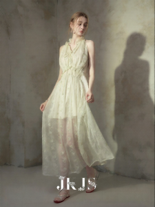 JK&JS | Sleeveless Chiffon Long Dress with Embroidery