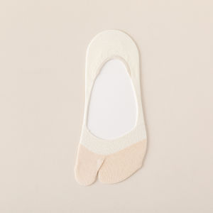 ถุงเท้าเรือแบบแยกนิ้วสำหรับผู้หญิง ถุงเท้าเรือแบบบางระบายอากาศได้ดี กันลื่น ไม่หลุด ถุงเท้าแบบสวมสั้น ถุงเท้าแบบสวมสั้น