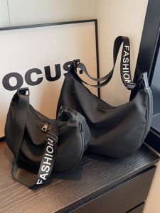 Casual Oxford Cloth Dumpling Shaped Shoulder Bag for Women Sporty Travel Friendly Single Strap Crossbody Bag Trendy 2023 New Model