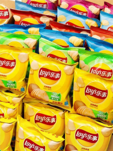 YUEHUARONG | Cucumber BBQ Original Flavor Cut Potato Chips Snack for Office