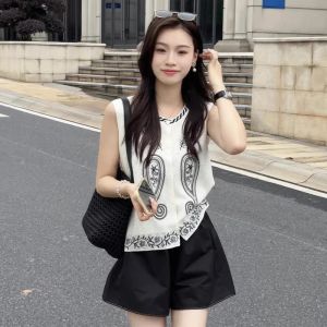 YUEZHONGWEI | New Chinese Style Heavy Embroidery Ice Silk Knitted Vest Loose Design Sensation Sleeveless Top For Women Summer Outerwear