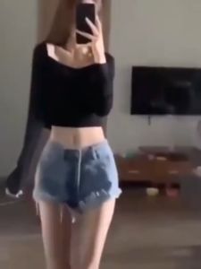 ครีมปรับรูปร่าง ครีมเผาผลาญไขมัน 40g ครีมกระชับผิวกาย ครีมกระชับส่วน ครีมลดไขมันพุง Slimming Body Cream